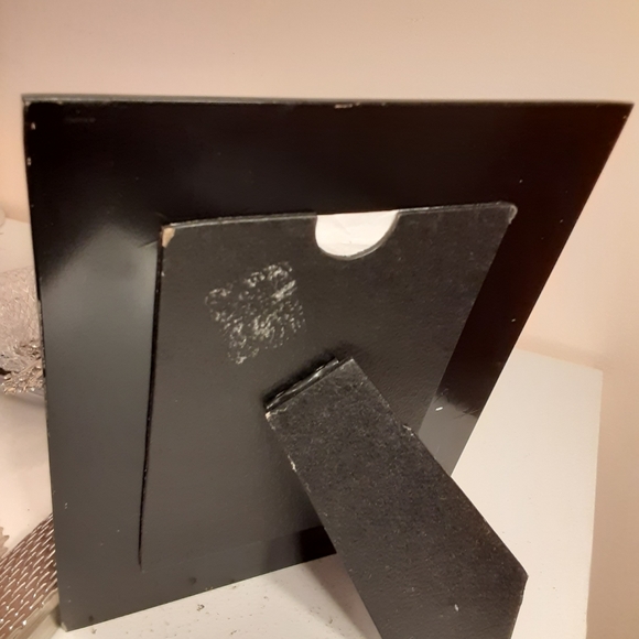 Set of two 5 by 7 picture frames - Picture 7 of 7